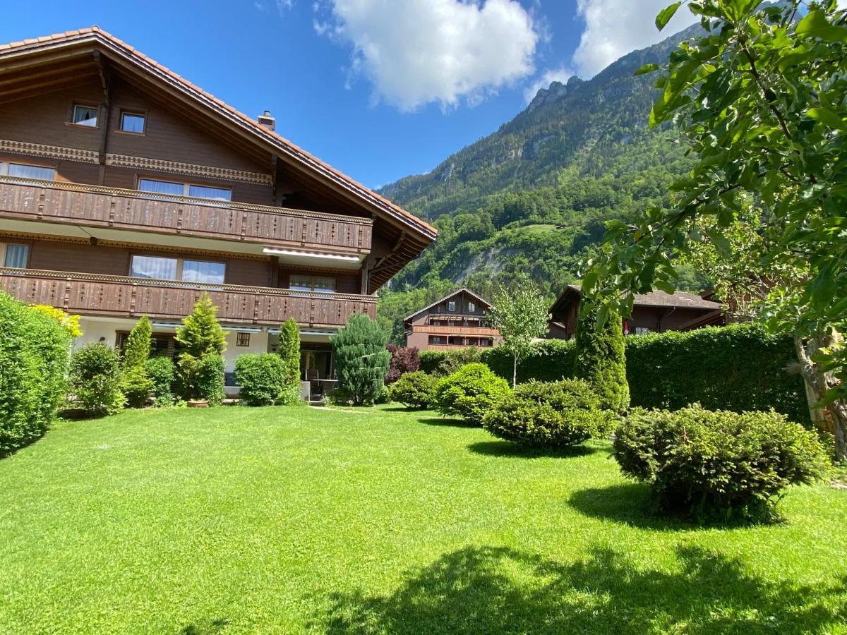 An Apartment In A Modern Swiss Chalet イゼルトヴァルト エクステリア 写真